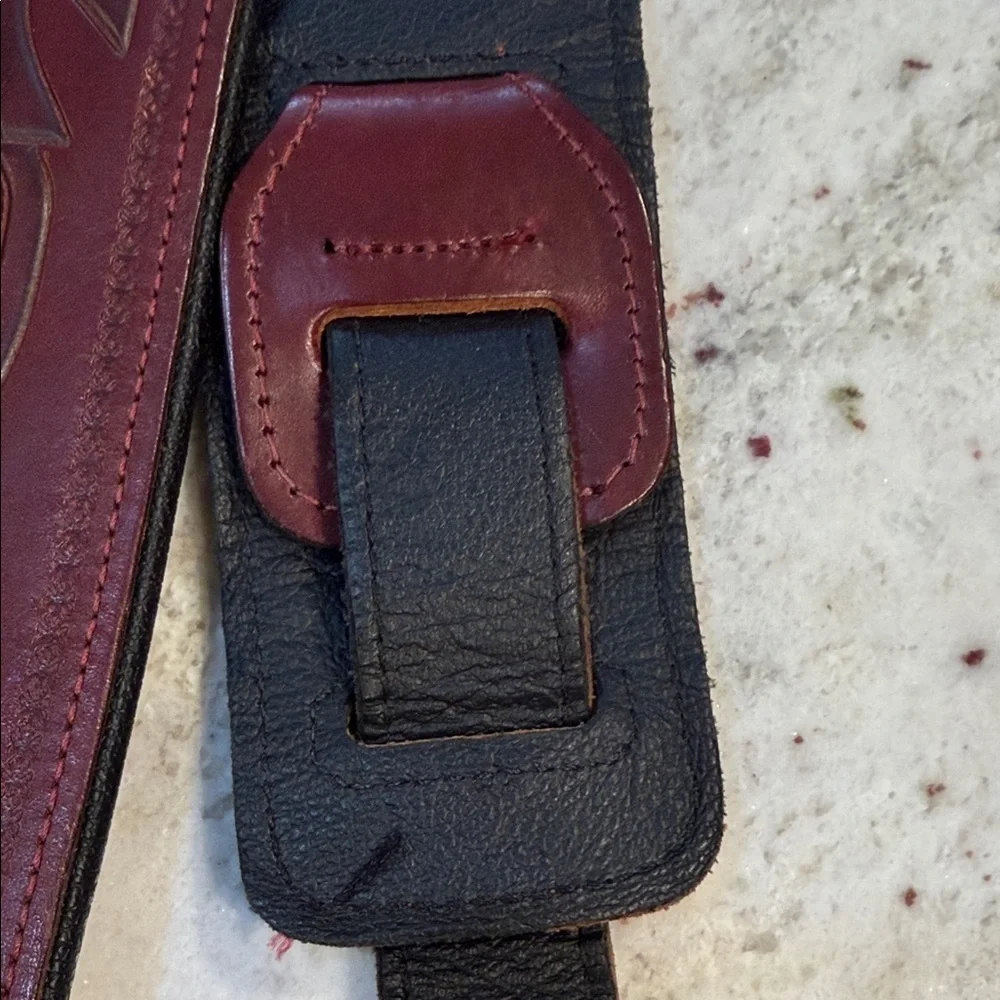 Elegant Black and Brown Leather Belt